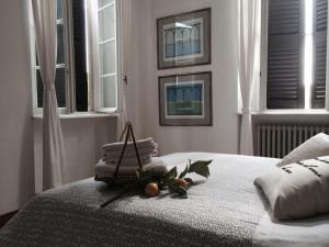 A bed or beds in a room at Villa Giovanna