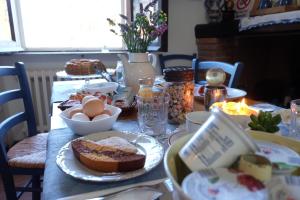 Toit of the bed and breakfast aladel või selle läheduses