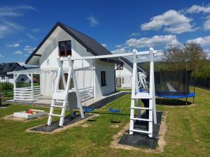 Vonkajšia záhrada v ubytovaní Domek Pod Holicą Bieszczady
