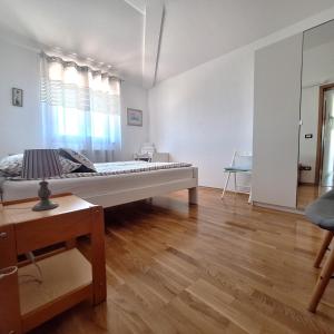 Posteľ alebo postele v izbe v ubytovaní Apartment Mita