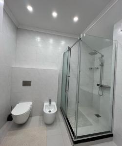 Koupelna v ubytování Коттедж Иссык Куль