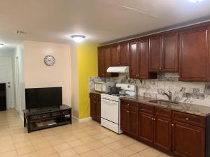 Η κουζίνα ή μικρή κουζίνα στο The Green Place of Newark