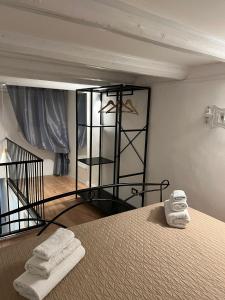 Ένα ή περισσότερα κρεβάτια σε δωμάτιο στο Sweet home Palermo