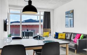 Χώρος καθιστικού στο Cozy Apartment In Hvide Sande With Wifi