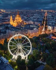 Výhľad na mesto Budapešť alebo výhľad na mesto priamo z apartmánu