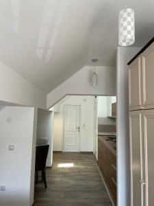 Kuchyň nebo kuchyňský kout v ubytování Apartmani Vrla NEW