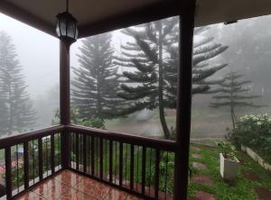 Galeriebild der Unterkunft Rustic Log Cabin in Tagaytay in Tagaytay