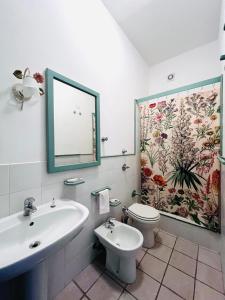 Koupelna v ubytování Baglio Fontanasalsa + 29 fotografií