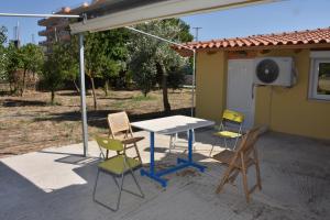 Foto dalla galleria di Oceanides House a Calcide