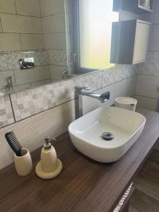Koupelna v ubytování Marlet + 6 fotografií