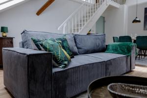 Posezení v ubytování UNiQE I 115qm I 3 Schlafzimmer I Nähe Messe