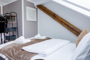 Postel nebo postele na pokoji v ubytování UNiQE I 115qm I 3 Schlafzimmer I Nähe Messe