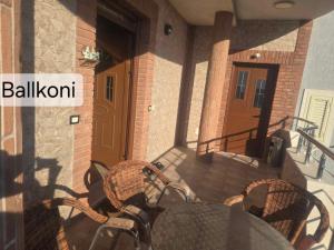 Μπαλκόνι ή βεράντα στο KLEDi & ILDA