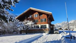 Chalet Bärgsunne talvel