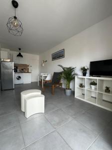 Kuchyňa alebo kuchynka v ubytovaní Studio proche de la plage et du centre ville