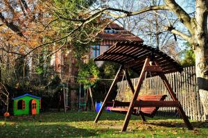 Detský kútik v ubytovaní Apartamenty i Pokoje przy Parku