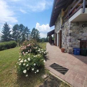 Zahrada ubytování Cinque Abeti Agrialloggio Mountain Lake Iseo Hospitality