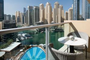 Uma varanda ou terraço em JW Marriott Hotel Marina