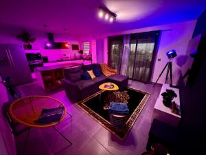 Posezení v ubytování Escapade Panoramique Appt prestige vue mer