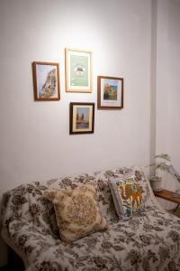 Ta Kaew Hostel ตาแก้ว โฮสเทล客房内的一张或多张床位