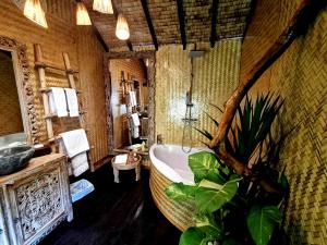Kupatilo u objektu Hôtel Fenua Mata'i'oa