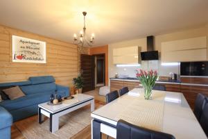Kuchyňa alebo kuchynka v ubytovaní APARTAMENT "NA MOCARNI"