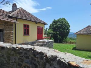 Φωτογραφία από το άλμπουμ του Стојковић - сеоско туристичко домаћинство σε Prekonozi