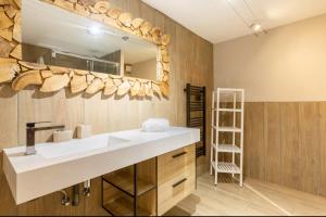 Ένα μπάνιο στο Le Nature à Kaysersberg + 1 place de parking +25 φωτογραφίες