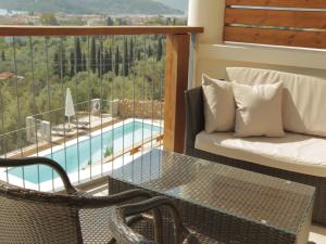 Bazén v ubytovaní Princes ' Islands Luxury Residences alebo v jeho blízkosti
