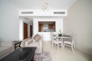 Fotografie z fotogalerie ubytování ALH Vacay - Modern 1 bedroom in Downtown v Dubaji
