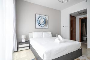 Fotografie z fotogalerie ubytování ALH Vacay - Modern 1 bedroom in Downtown v Dubaji
