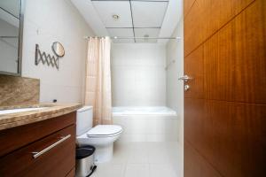 Fotografie z fotogalerie ubytování ALH Vacay - Modern 1 bedroom in Downtown v Dubaji