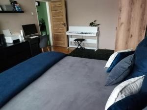 Postel nebo postele na pokoji v ubytování Nice HOME