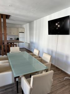 TV a/nebo společenská místnost v ubytování Apartamentos el soho
