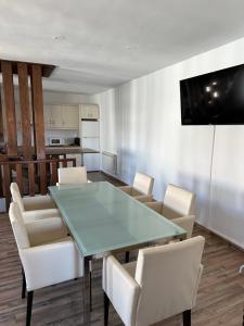 TV a/nebo společenská místnost v ubytování Apartamentos el soho