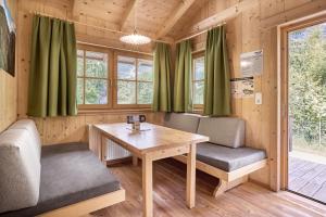 Posezení v ubytování AREA 47 - Tirol