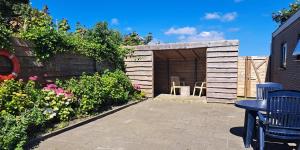 Private Logies Texel Woodart外面的花园