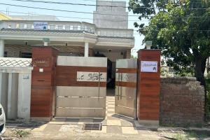 贾姆穆Atithibhava的相册照片