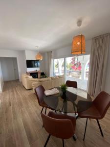 Kuchyň nebo kuchyňský kout v ubytování BEACH HOUSE EL BOSQUE + 43 fotografií