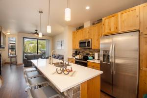 Η κουζίνα ή μικρή κουζίνα στο Arrow at Winter Park Unit 286 +26 φωτογραφίες