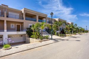 Το κτήριο όπου στεγάζεται  η βίλα