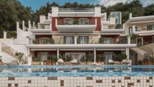 Bazén v ubytování Irida Boutique Hotel nebo v jeho okolí