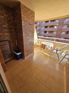Balkón nebo terasa v ubytování Apartamento Acapulco III Primera linea