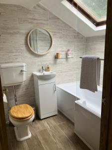 Ένα μπάνιο στο Annie's Cottage +11 φωτογραφίες