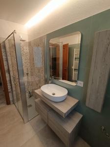 Ένα μπάνιο στο Chez Maison Grande +22 φωτογραφίες