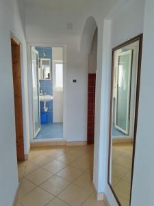 Koupelna v ubytování Apartmanes Volaric M