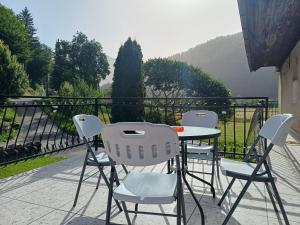 Nespecifikovaný výhled na hory nebo výhled na hory při pohledu z apartmánu + 12 fotografií