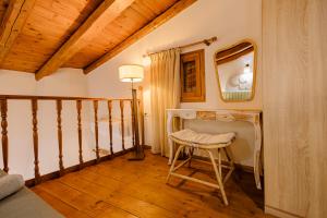 Χώρος καθιστικού στο Tonia's Cottage +26 φωτογραφίες