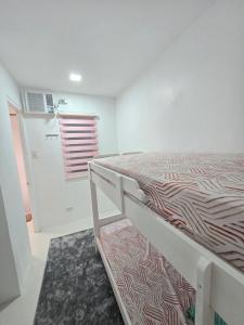 Postel nebo postele na pokoji v ubytování Compostela Guest House with Car Park, Wifi, Netflix