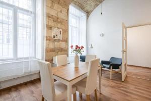 24H Self Check-In Apartment City Center near Opera 1066 Budapest, Zichy Jenő utca 25 kép - 2